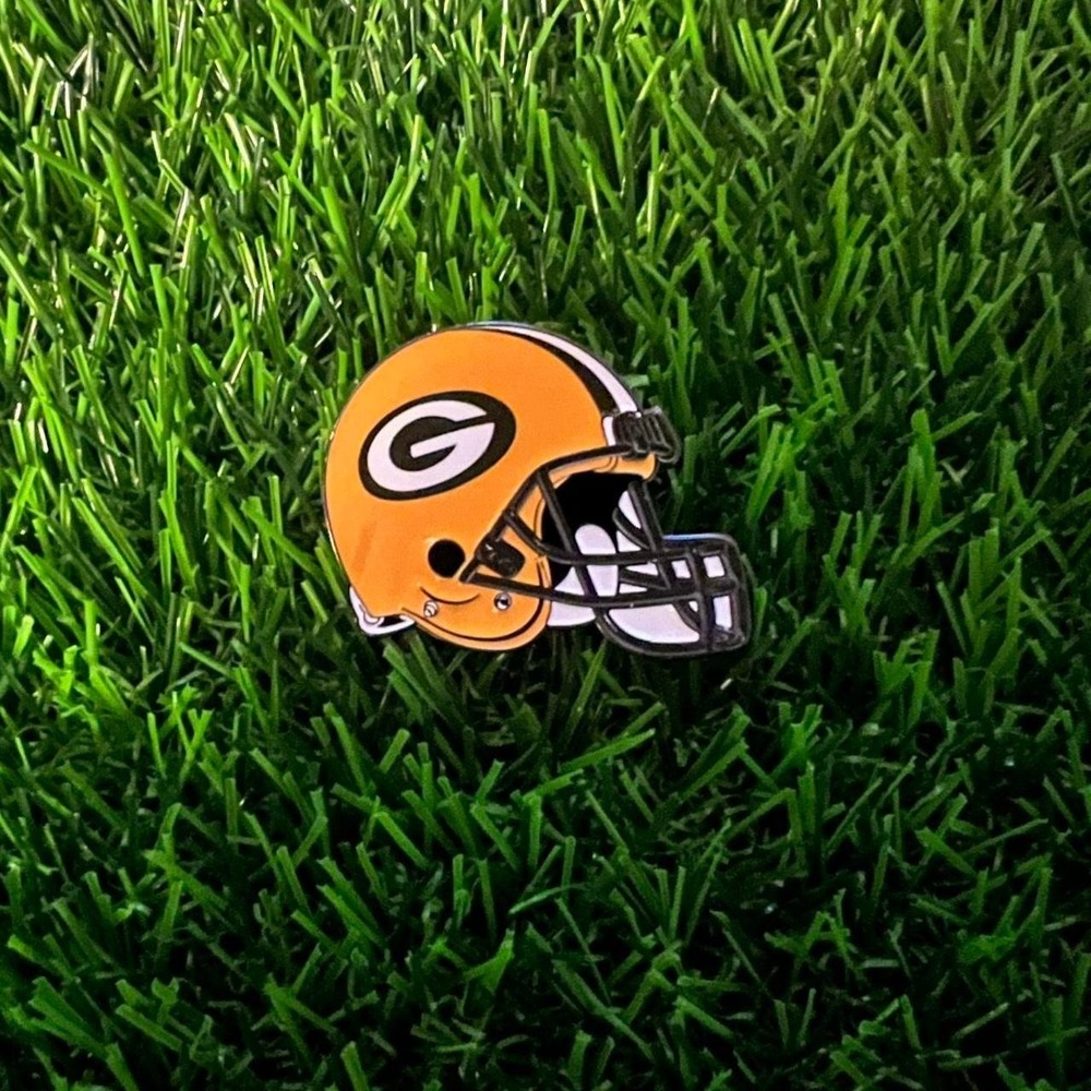 Green Bay Packers helmet pin